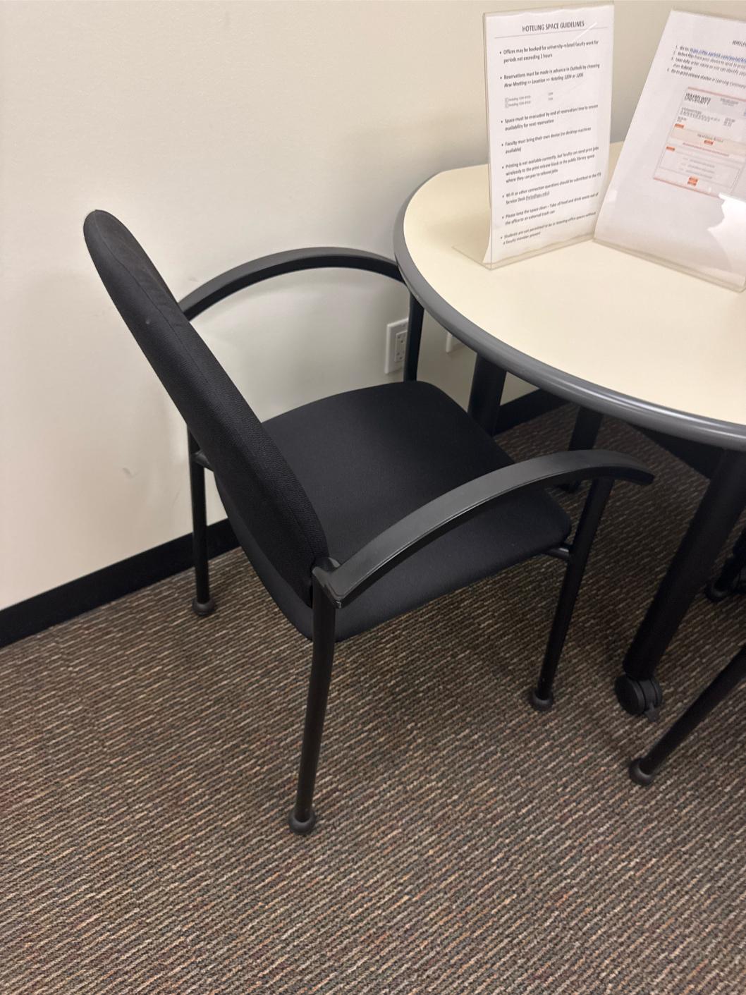 Bolo Chair