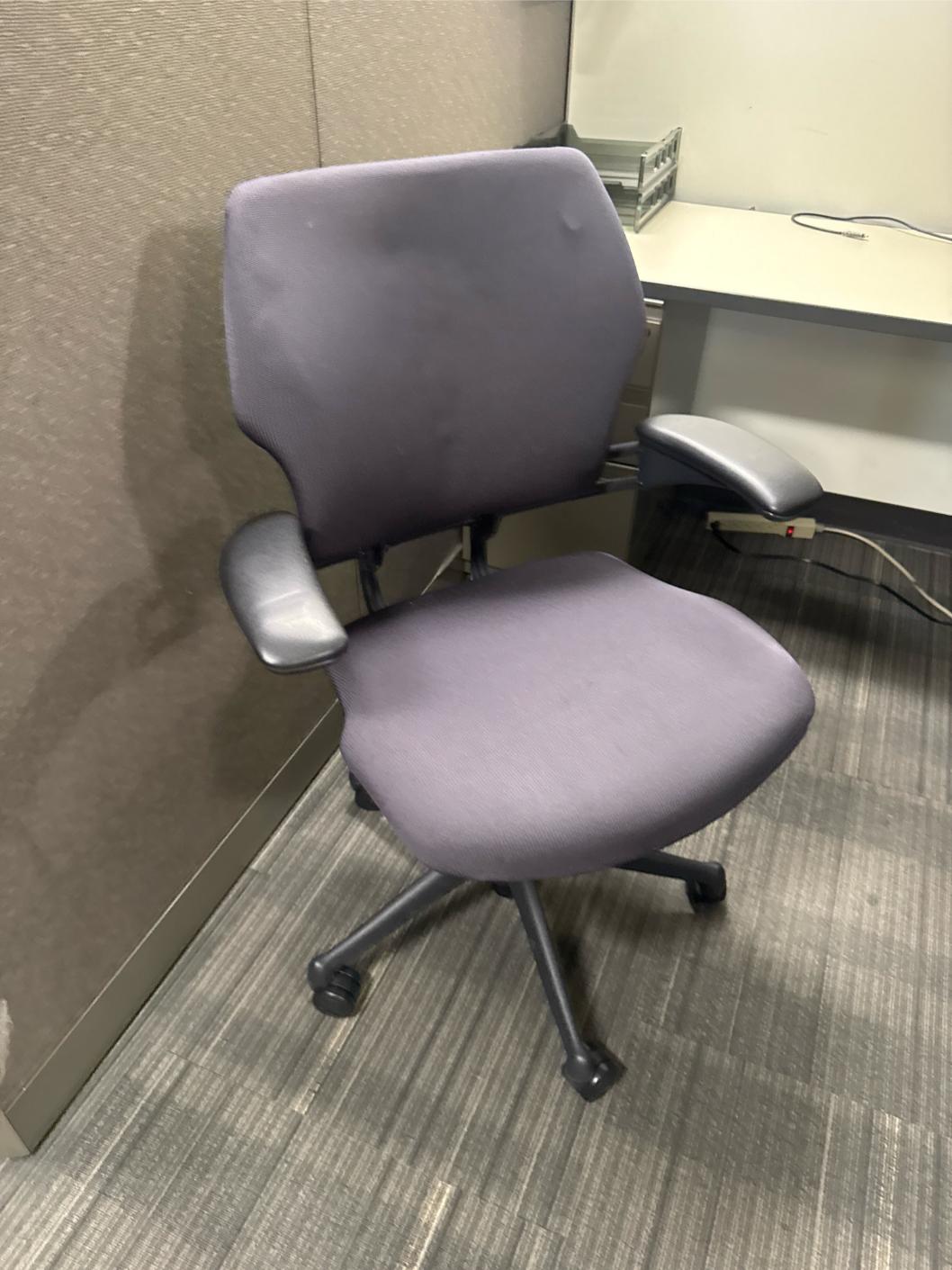 Hs Chair