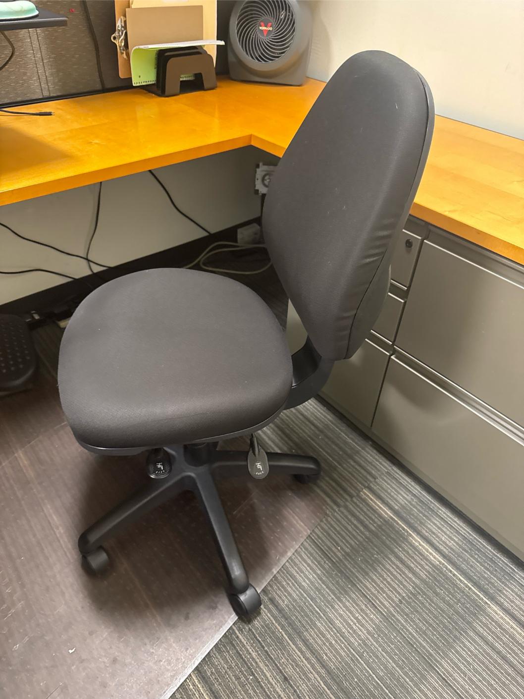 Adj Chair