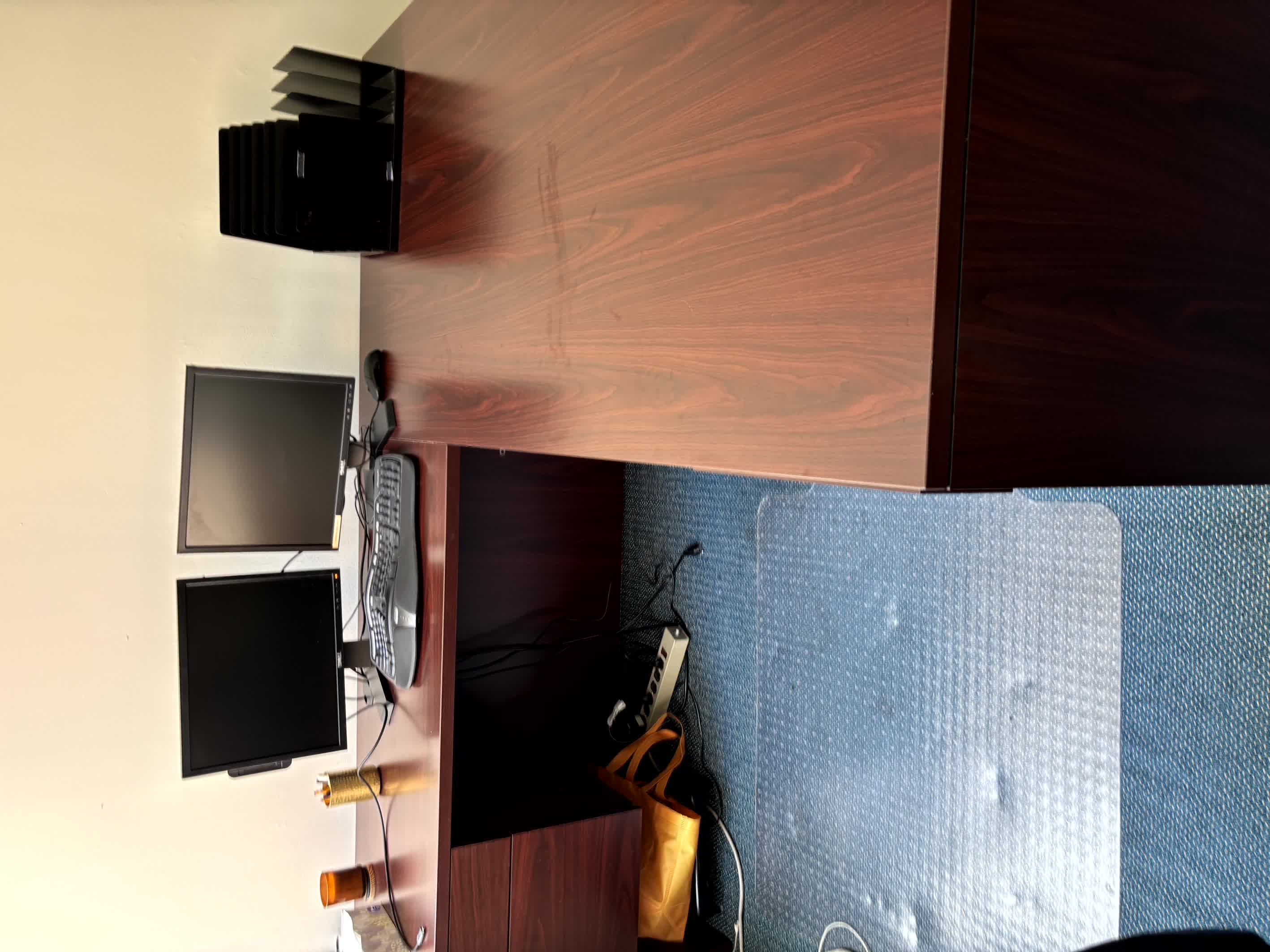 L-Desk
