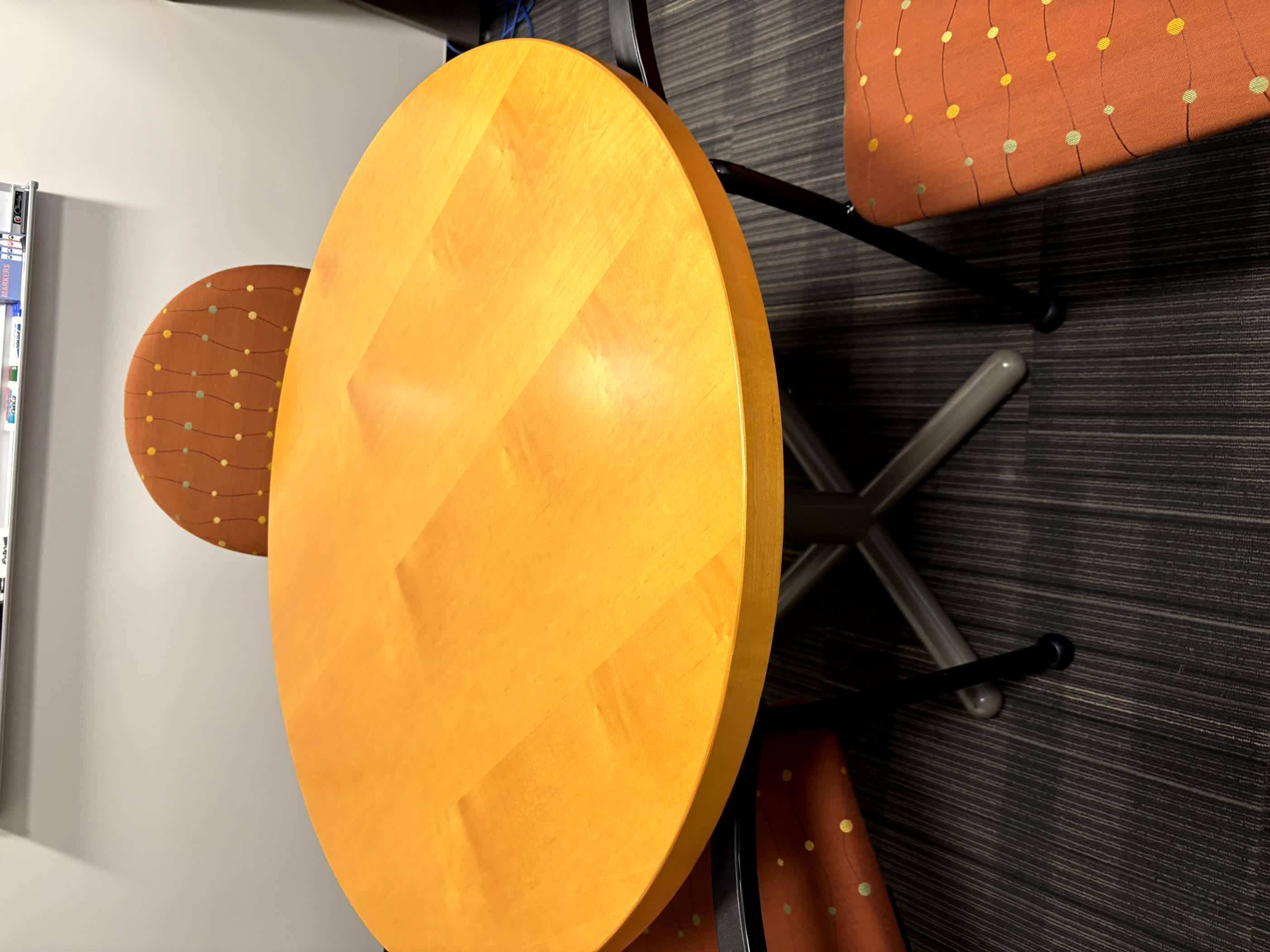 Round Table