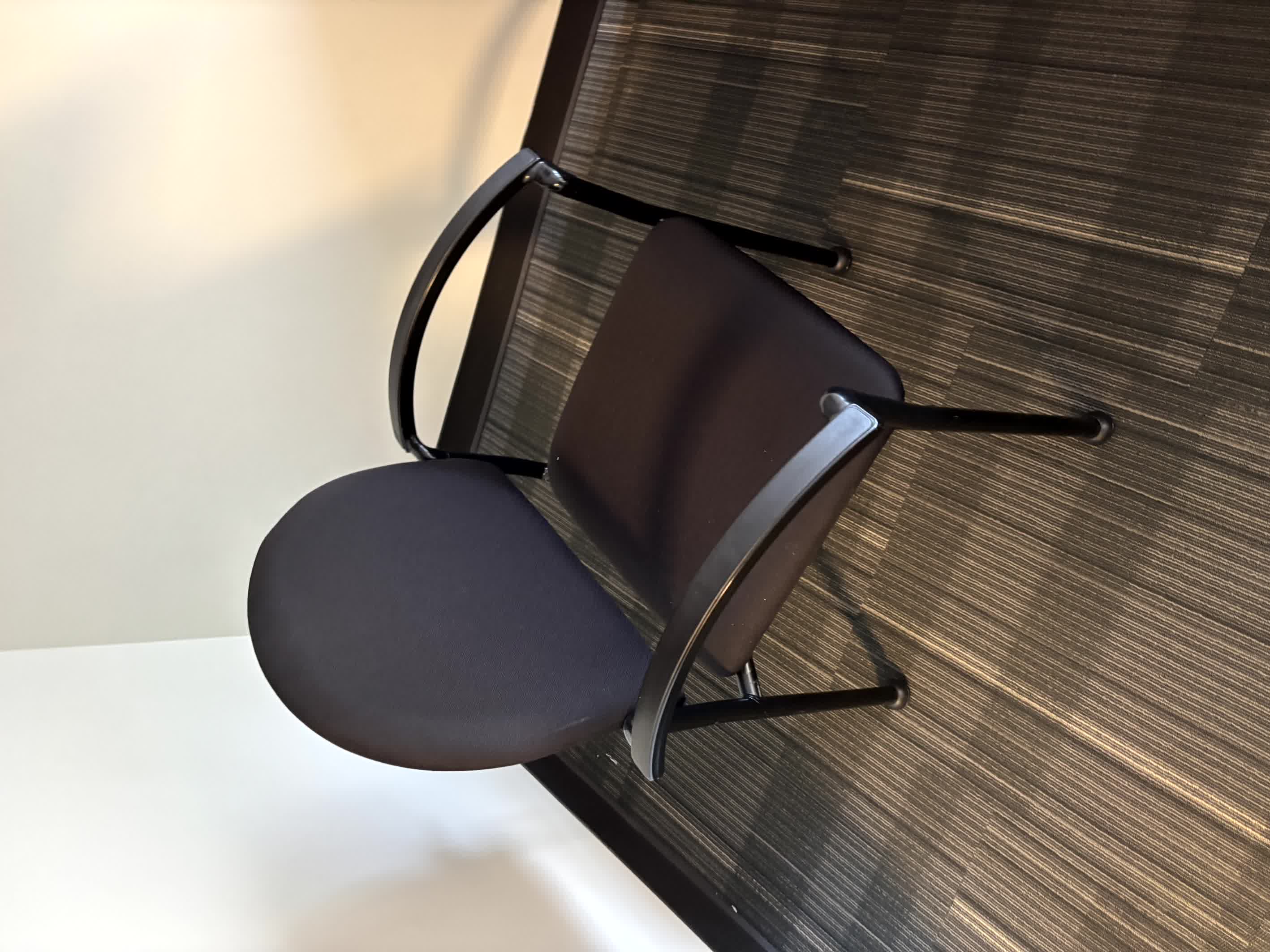 Bolo Chair