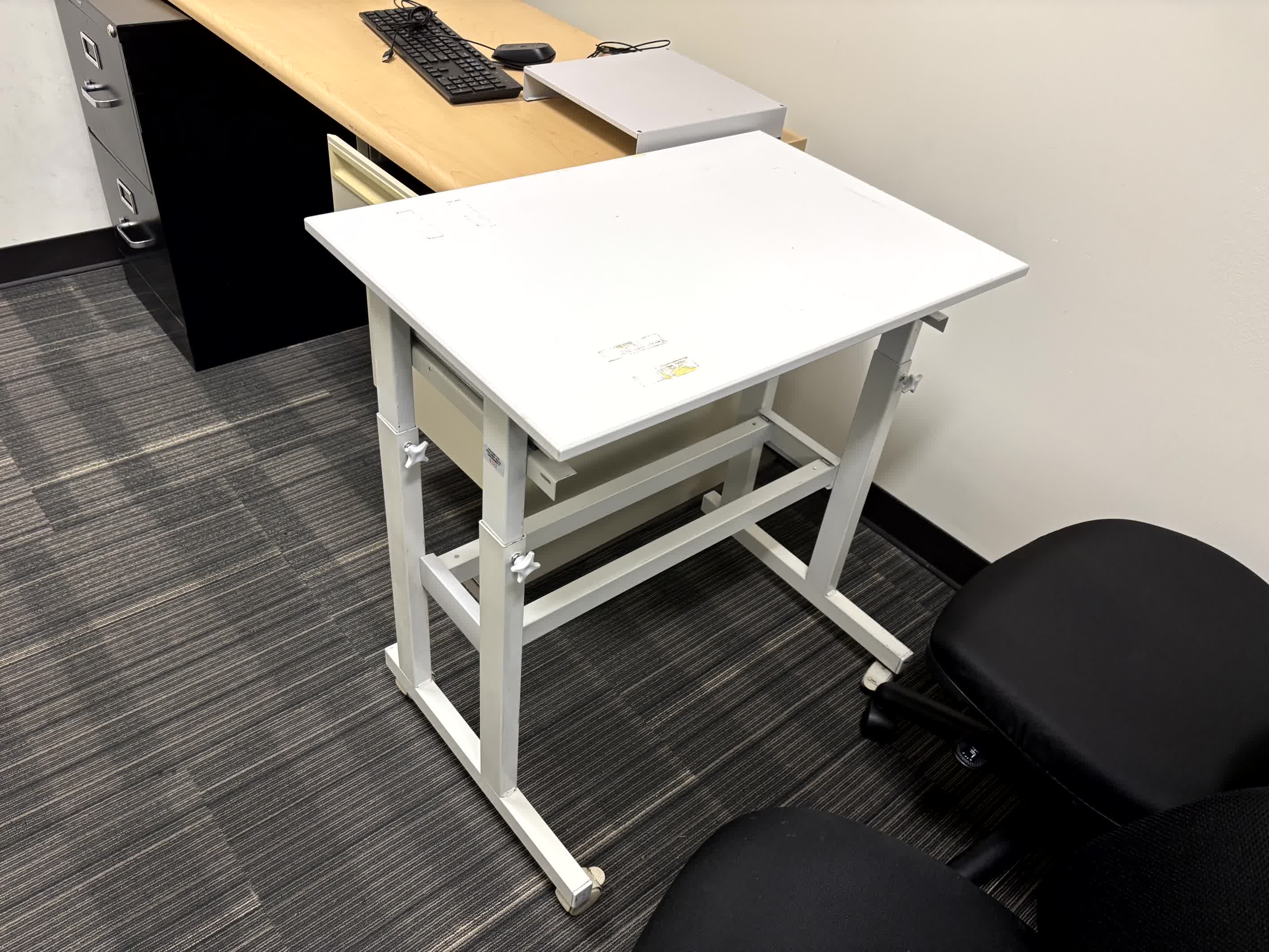 Adj.Standing Desk