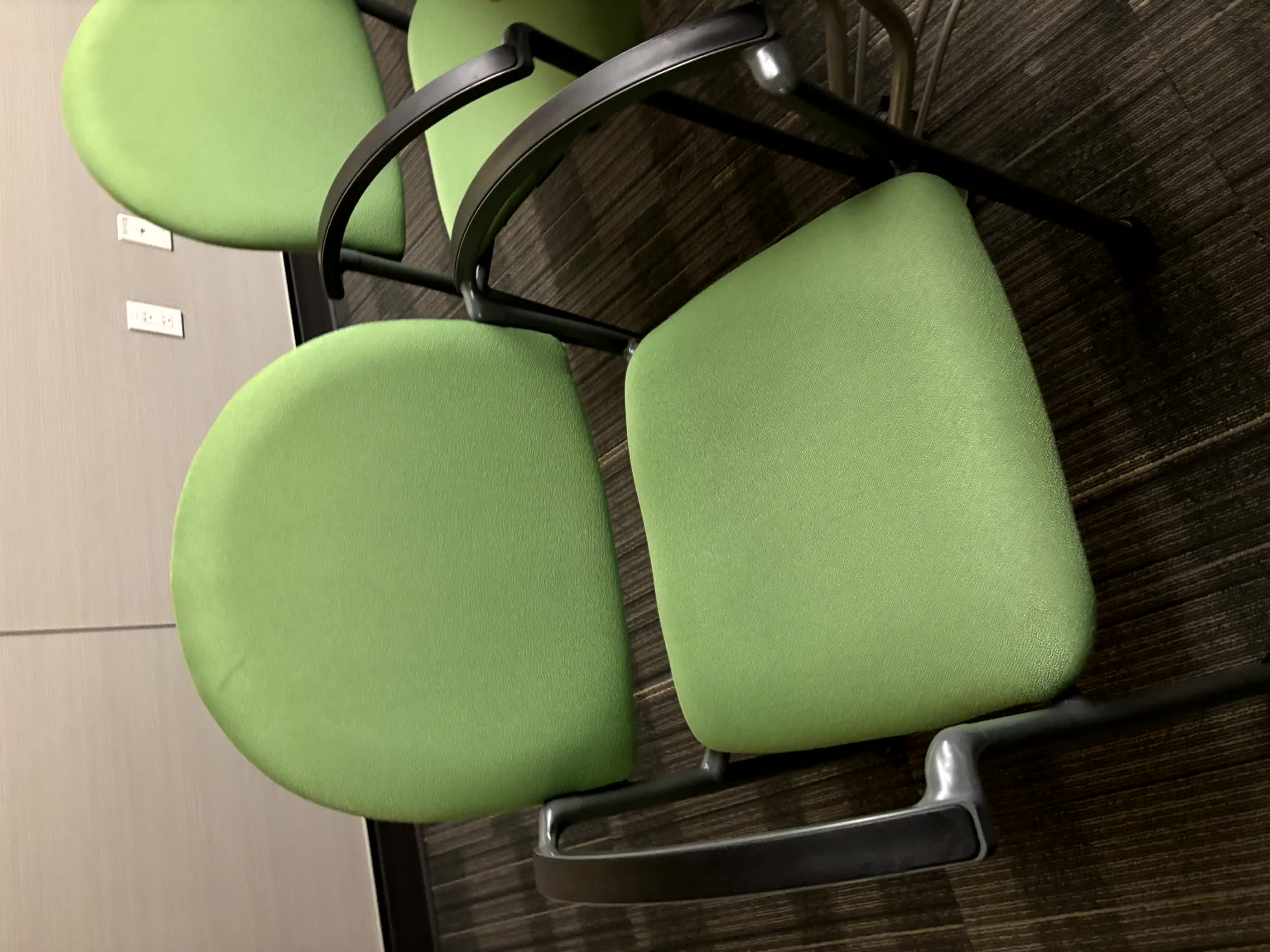 Bolo Chair