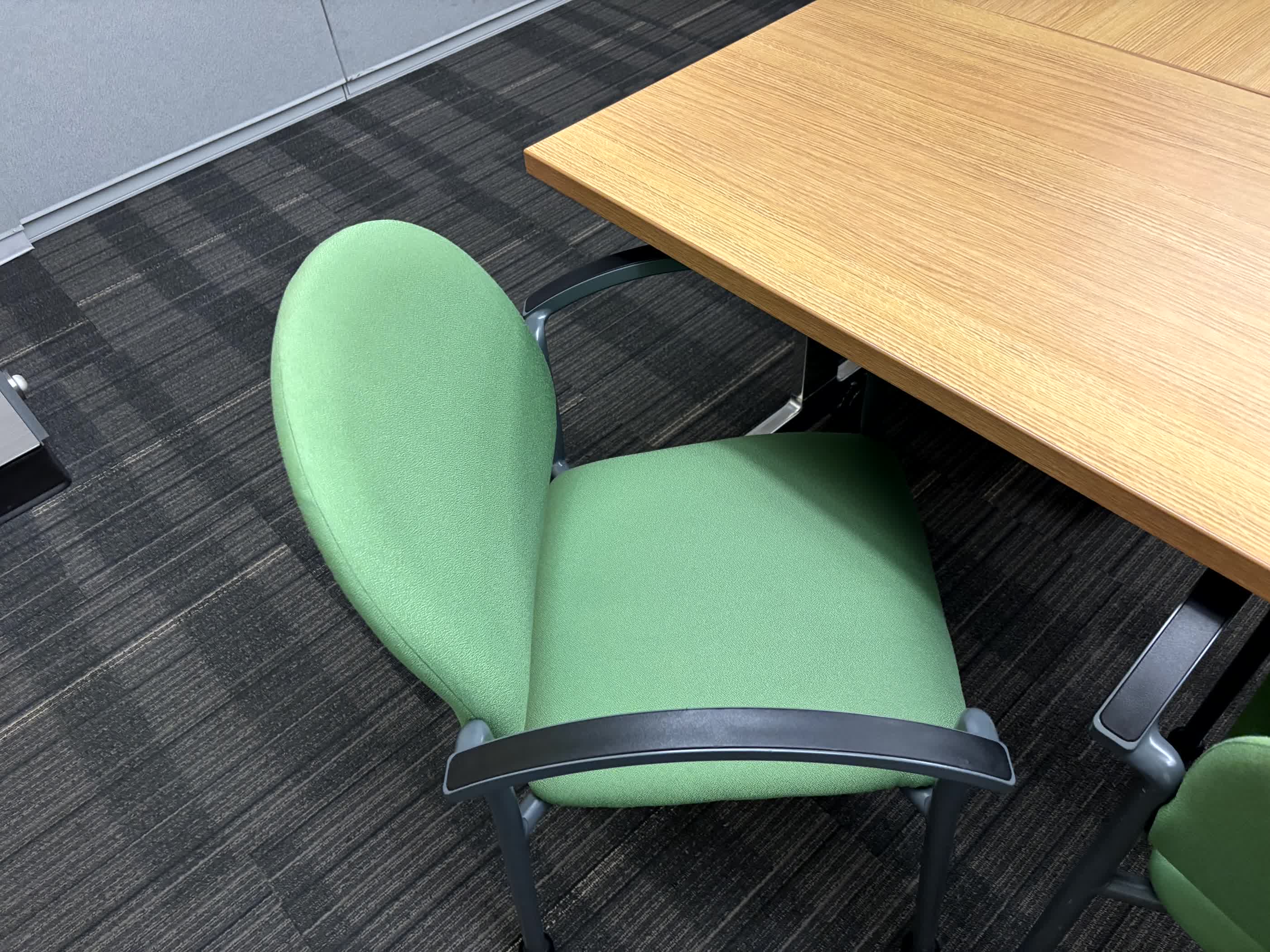 Bolo Chairs