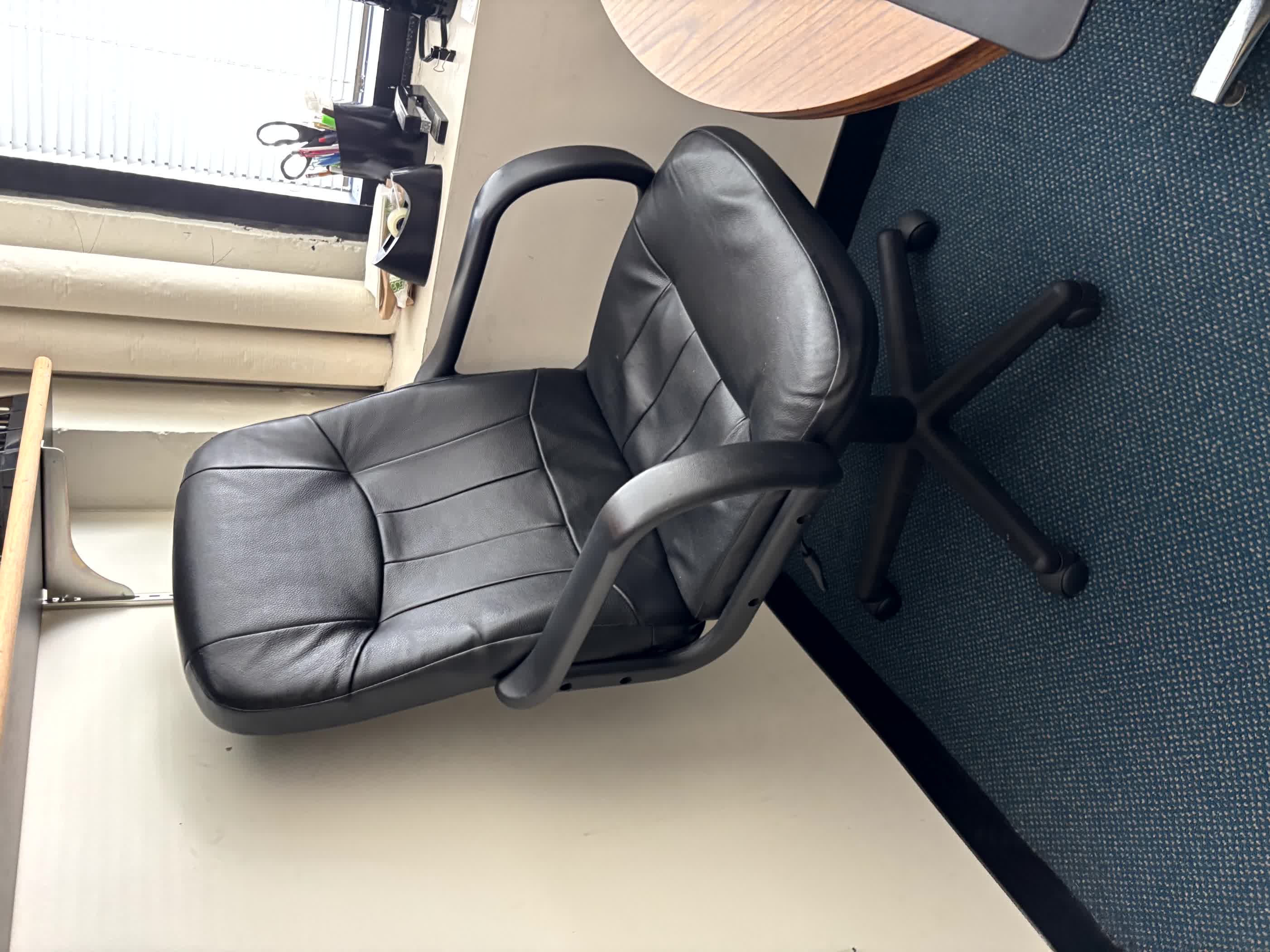 Adj Chair-Arm