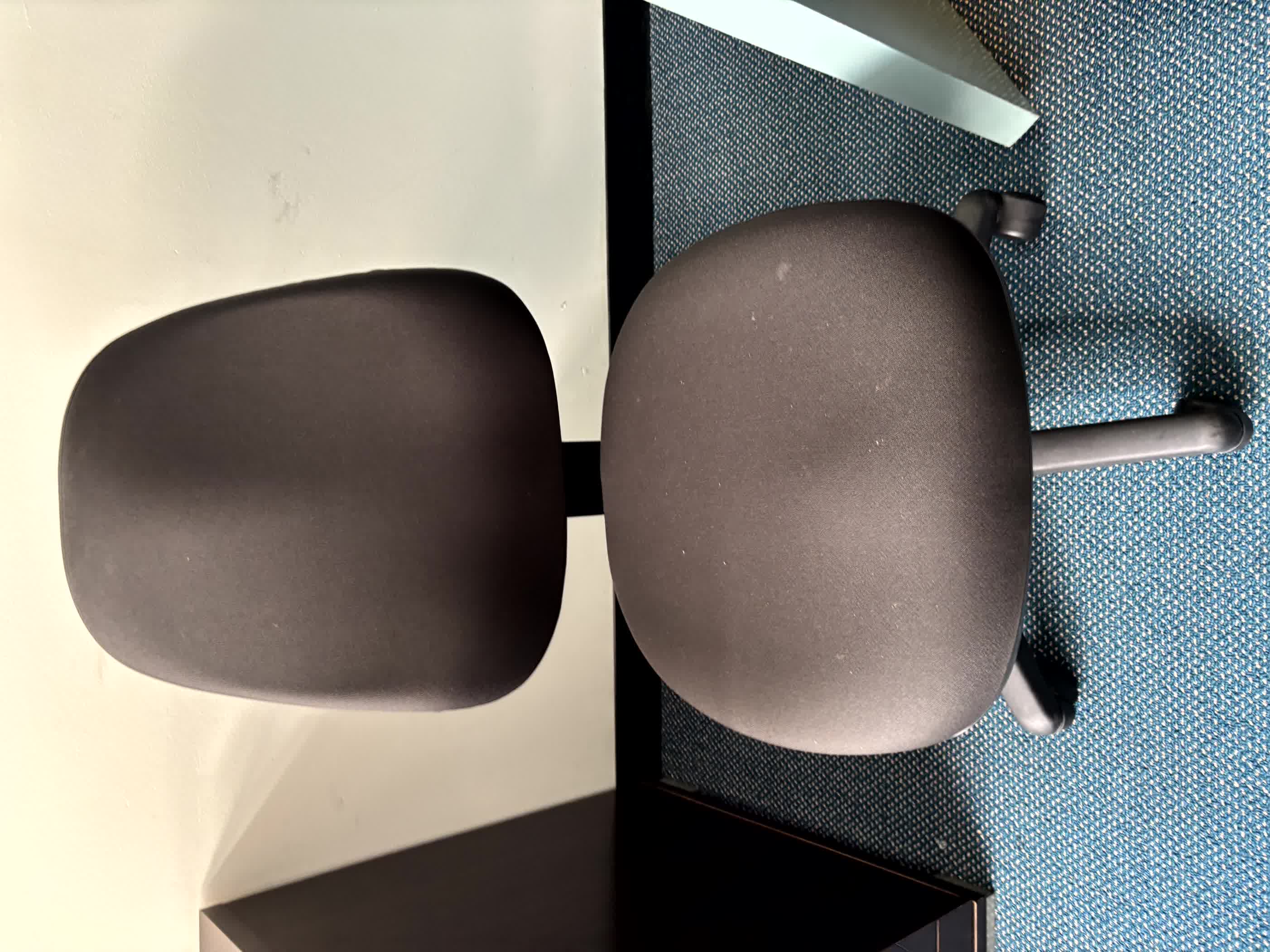 Adj Chair