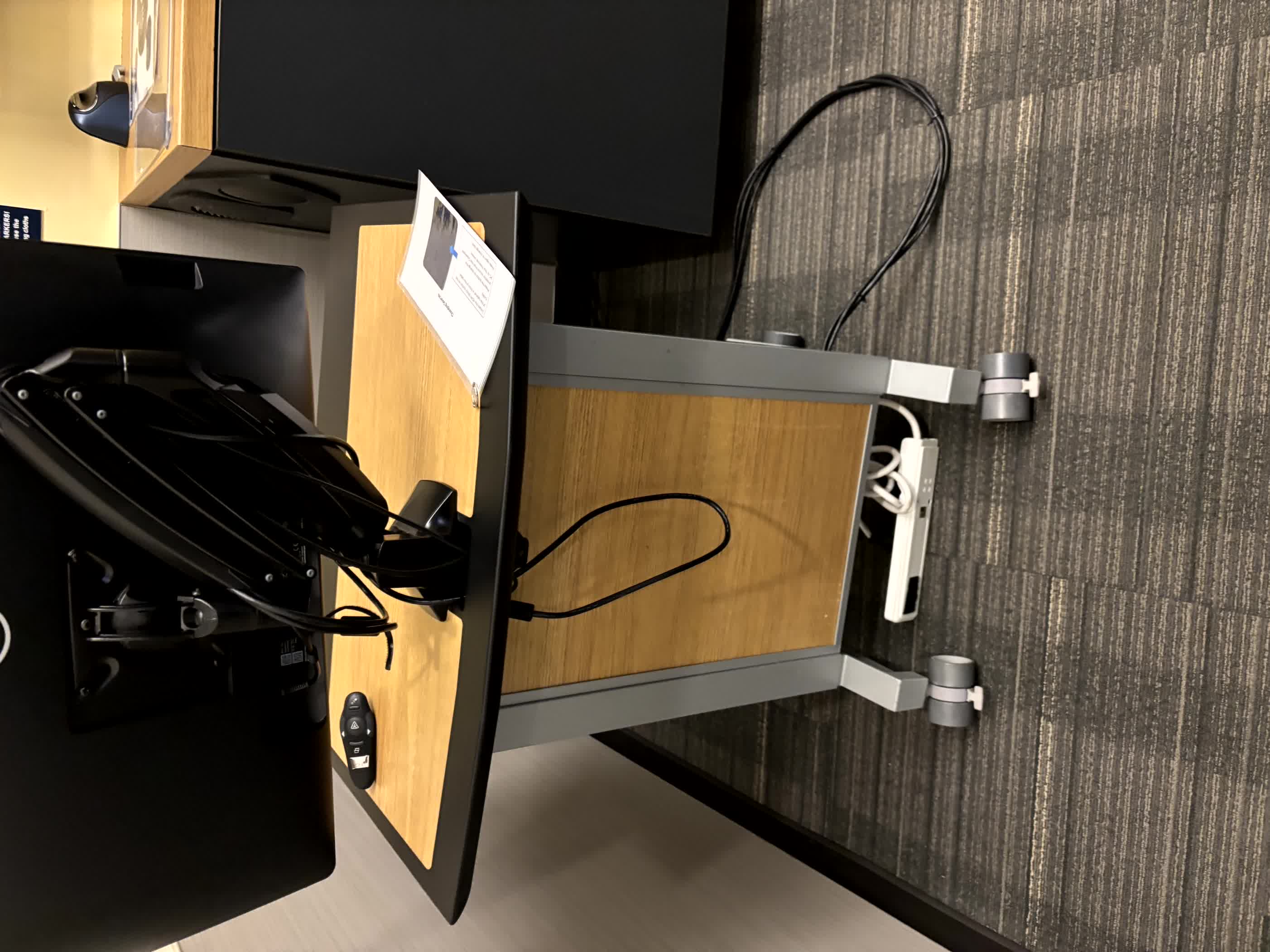Adj Lectern