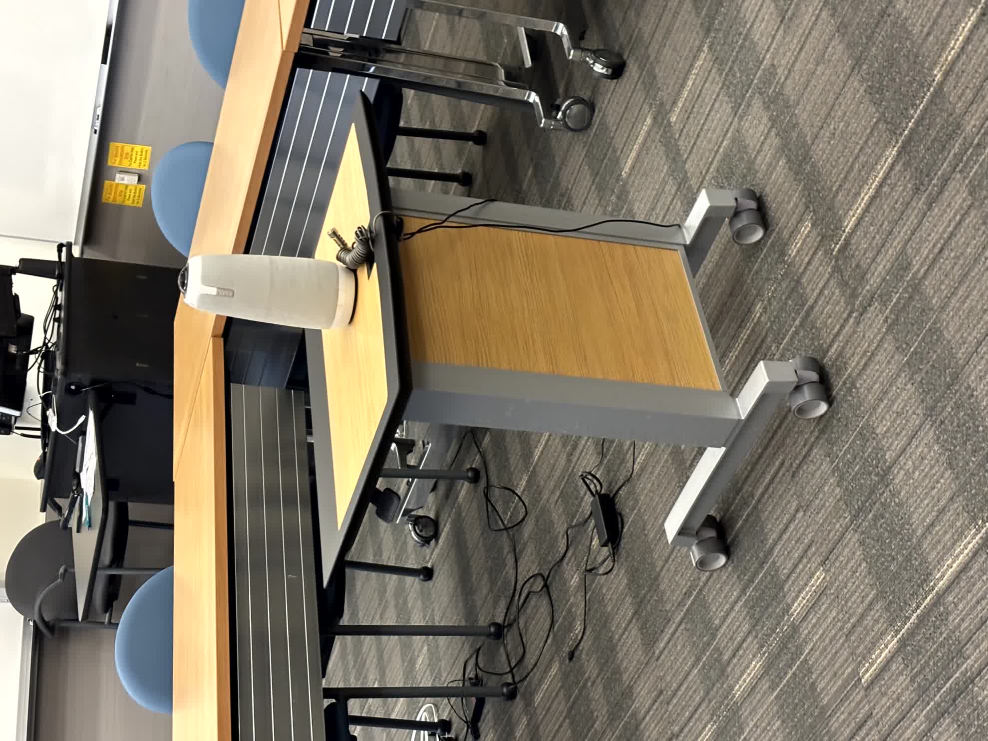 Adj Lectern