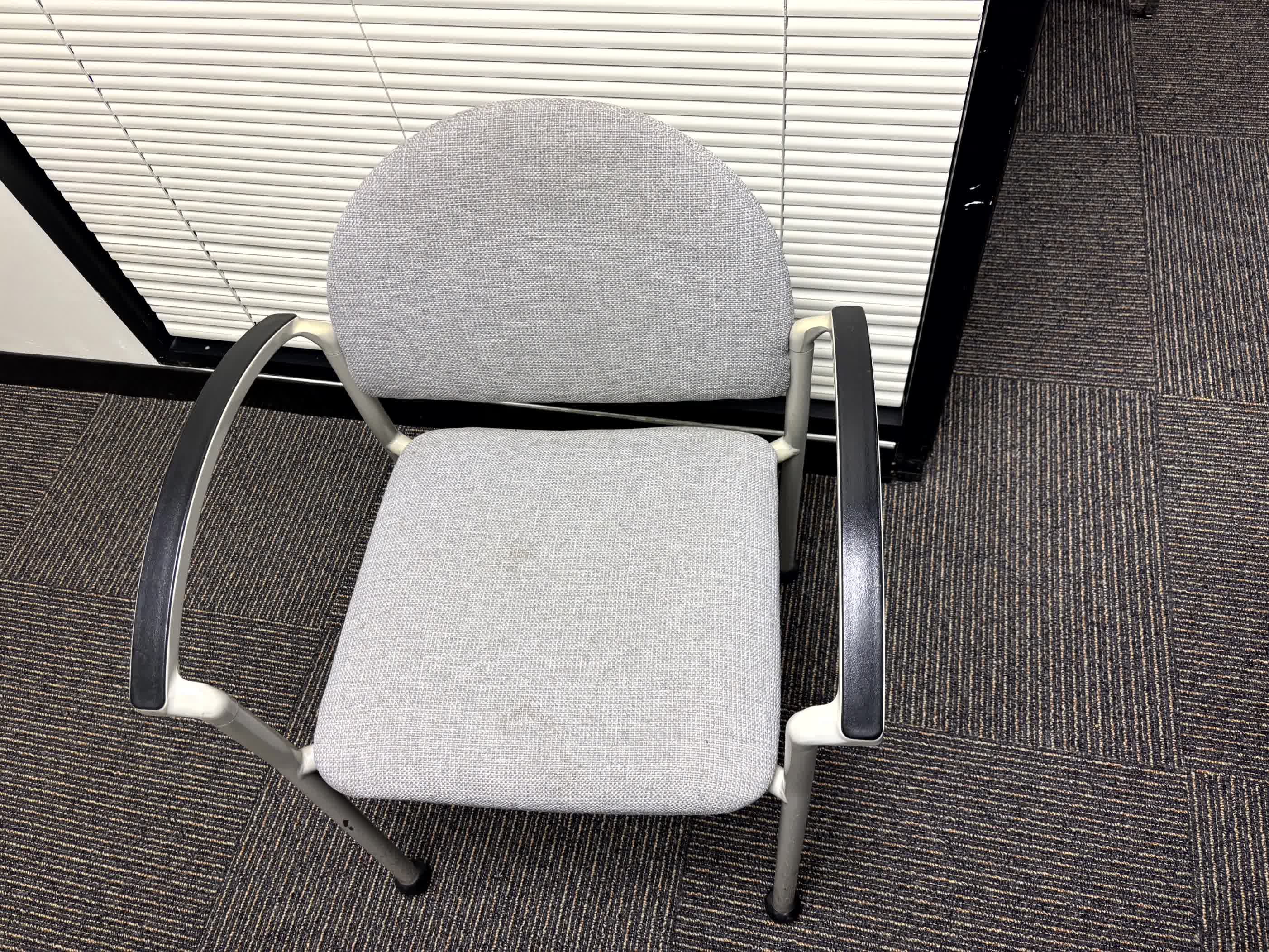Bolo chair
