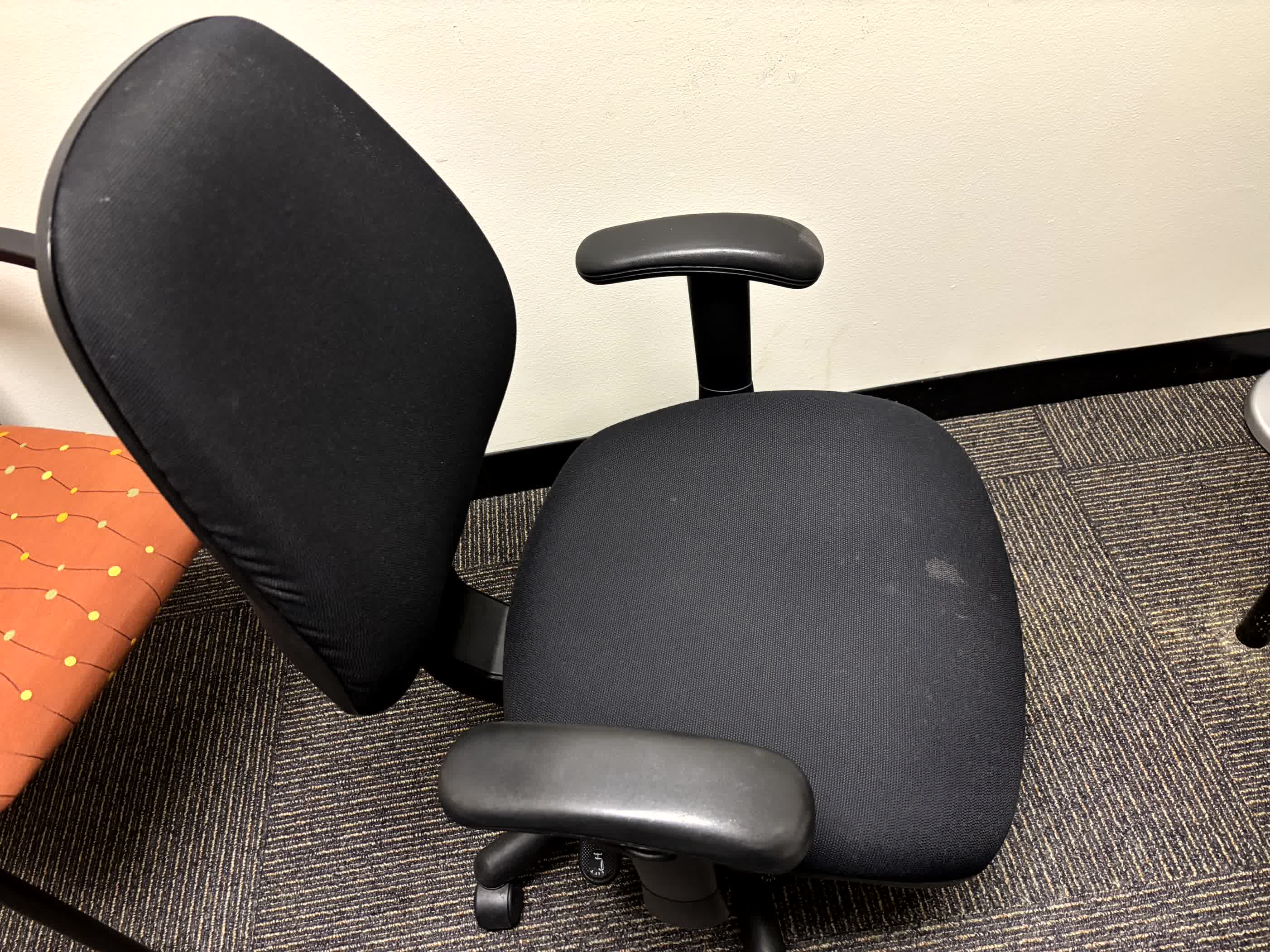 Ergo chair Arm
