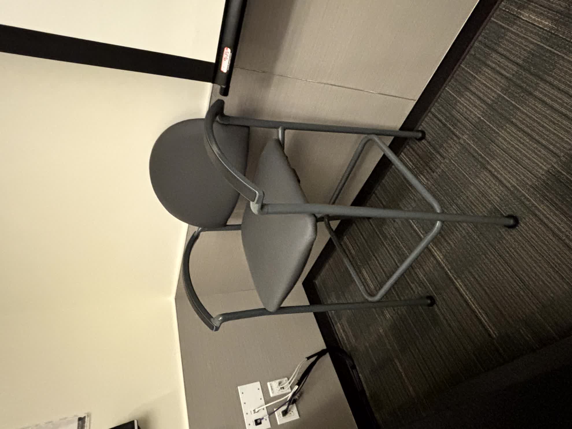 Tall Chair - Bolo