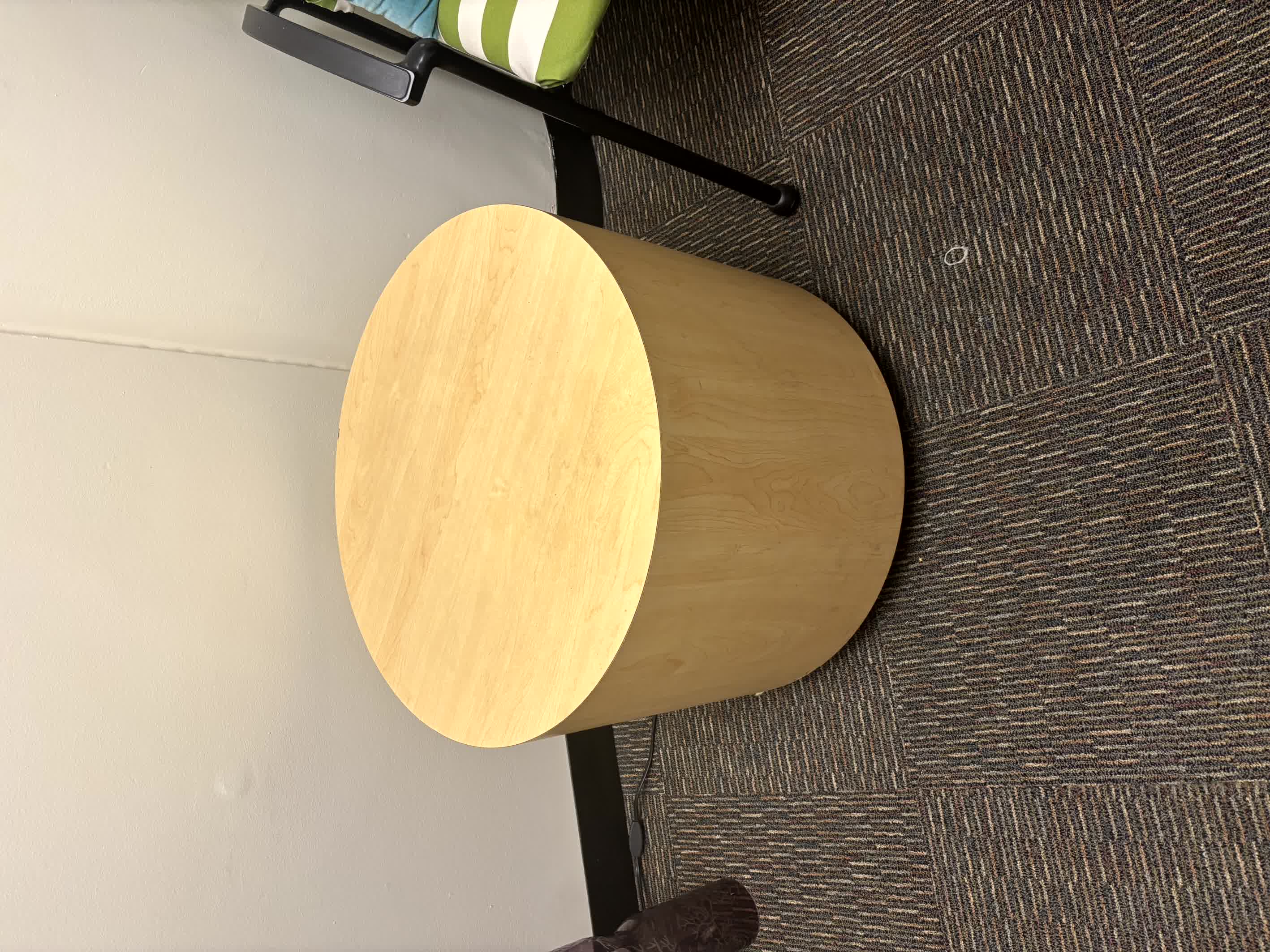 Round Table