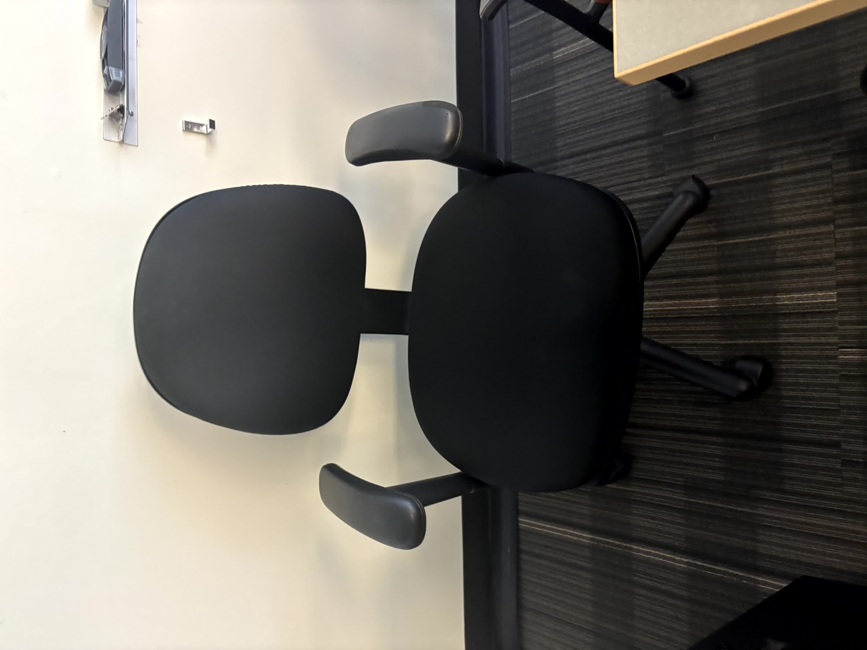 Ergo Chair/ Arms
