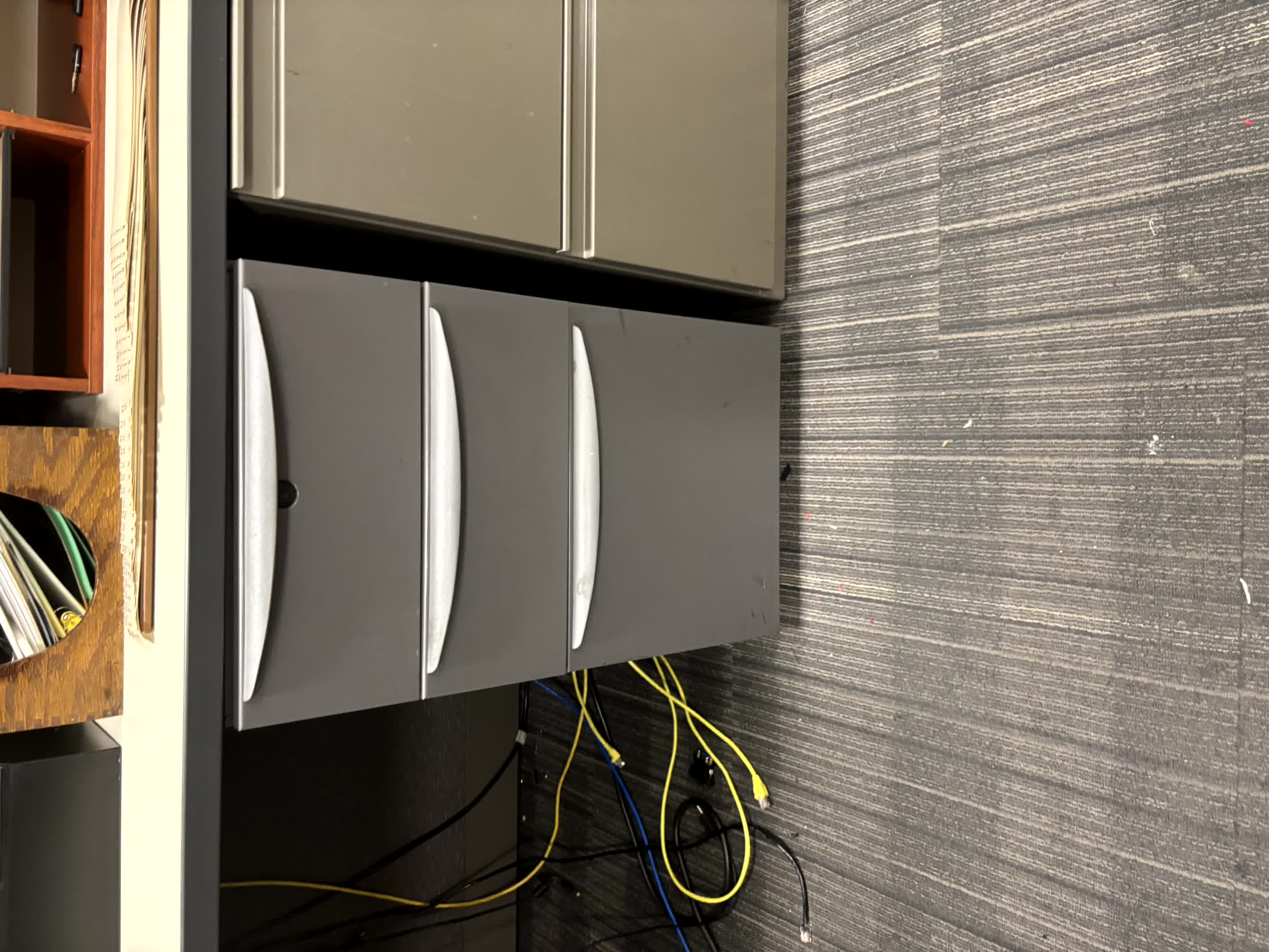 Cabinet 3 Drawer/Wheels