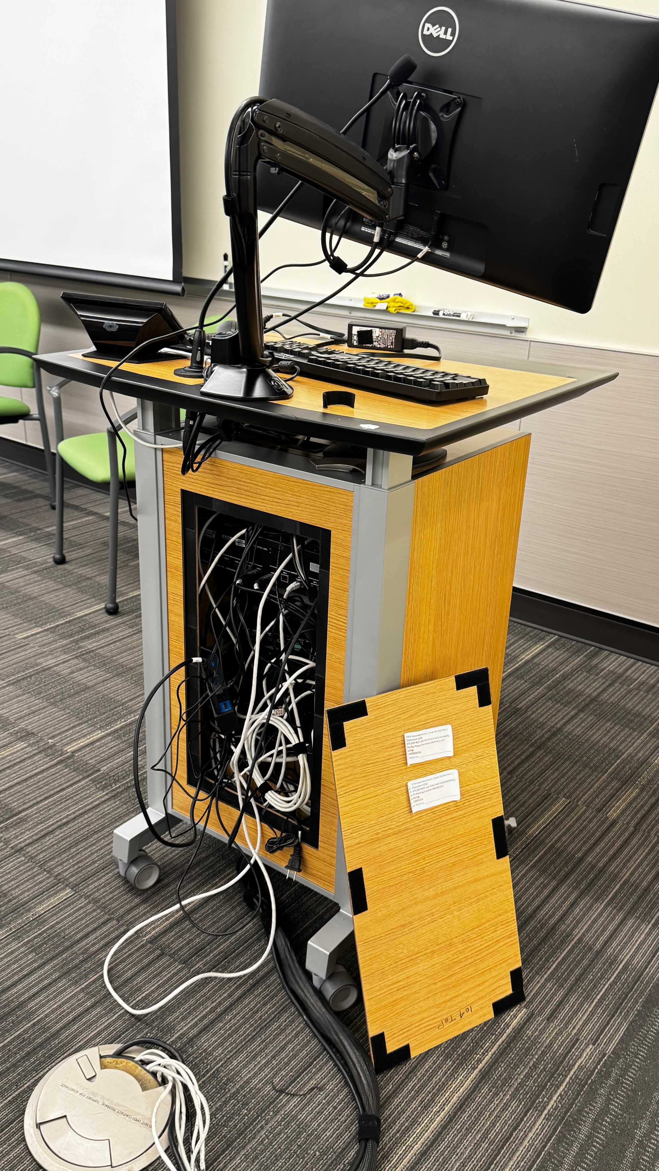 Bolo Chair