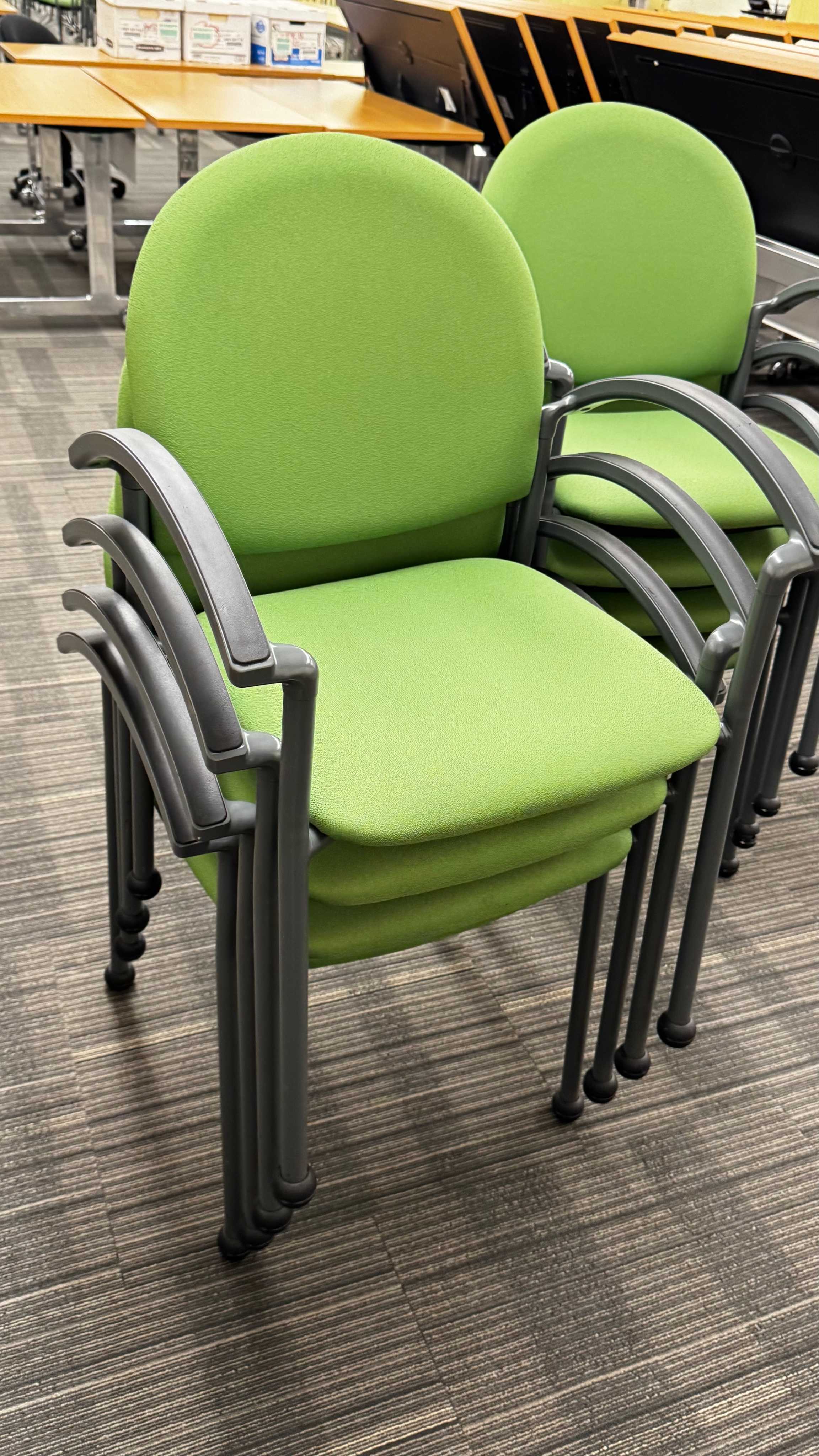 Bar Chair/Arms (Professor)