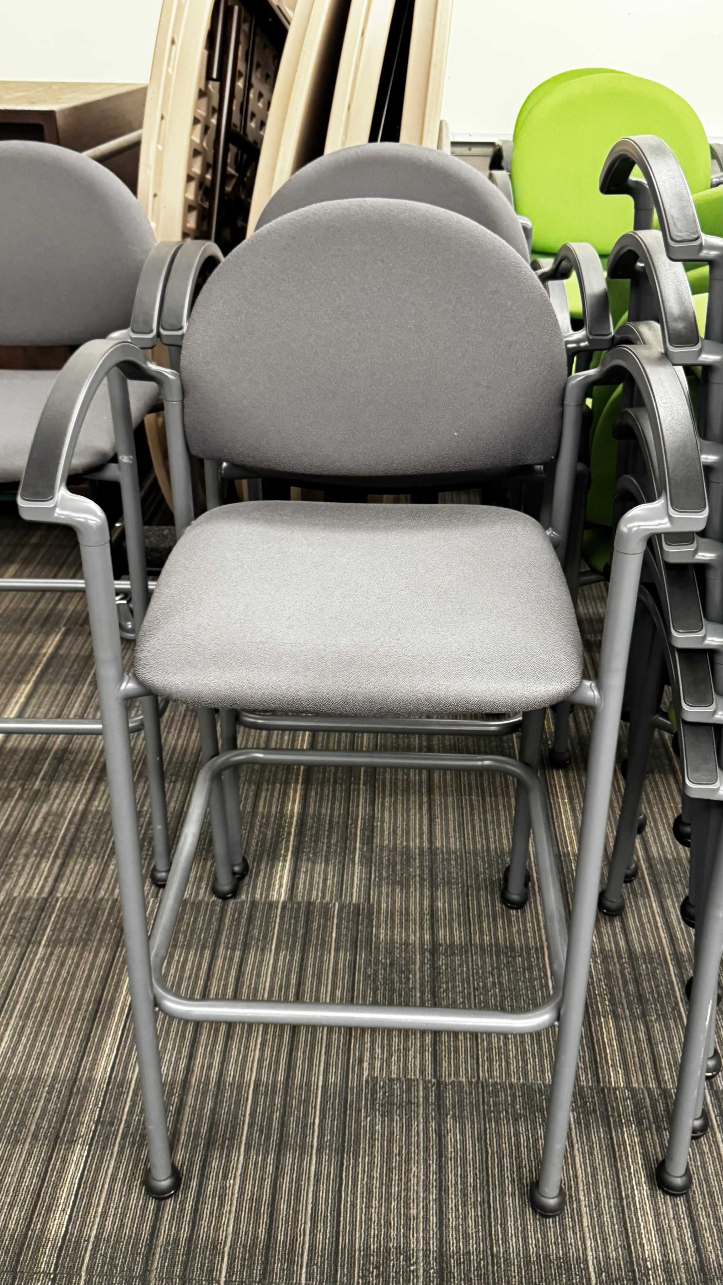 Bar Chair/Arms (Professor)
