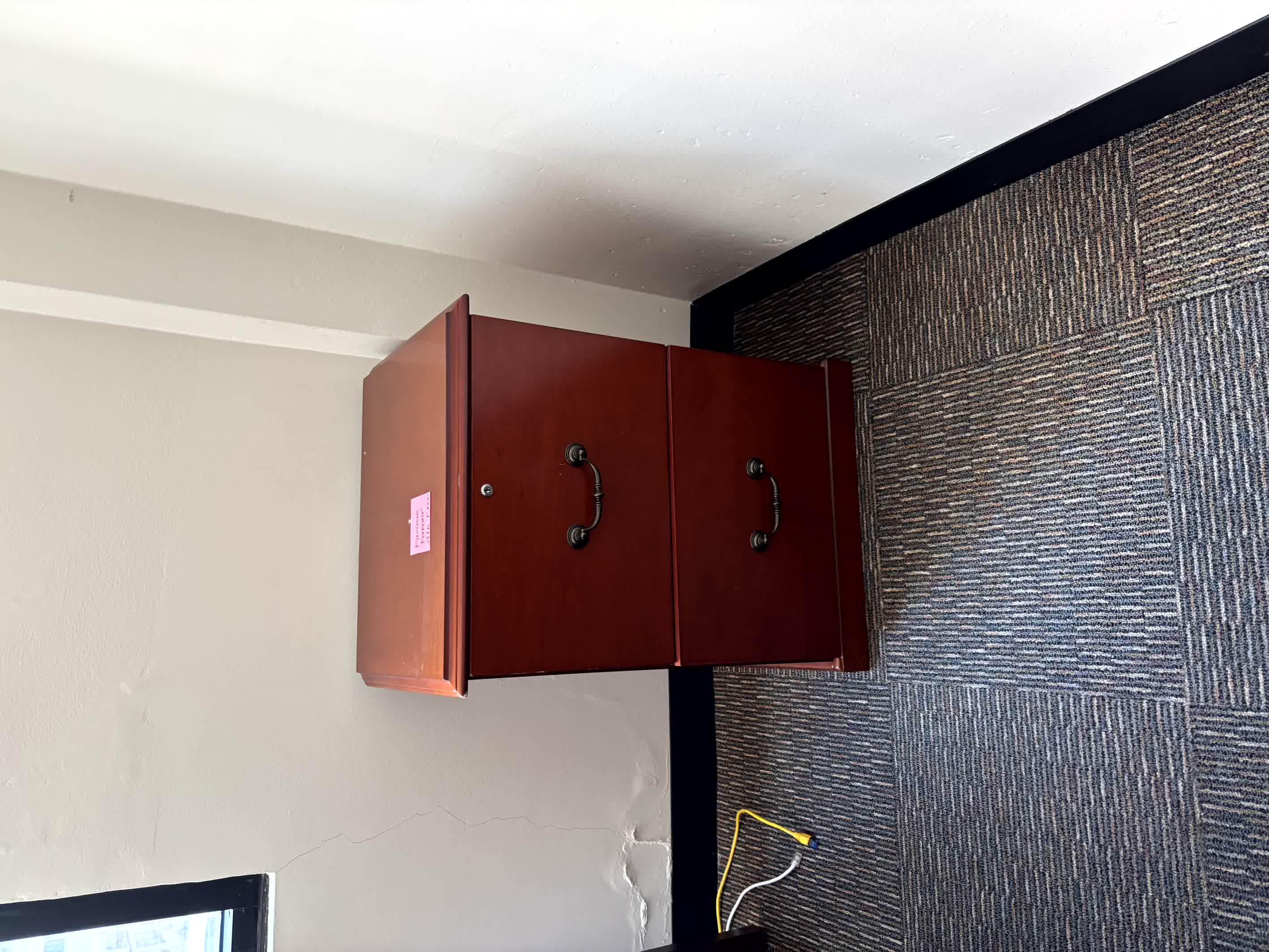 Cabinet 2 Drawer