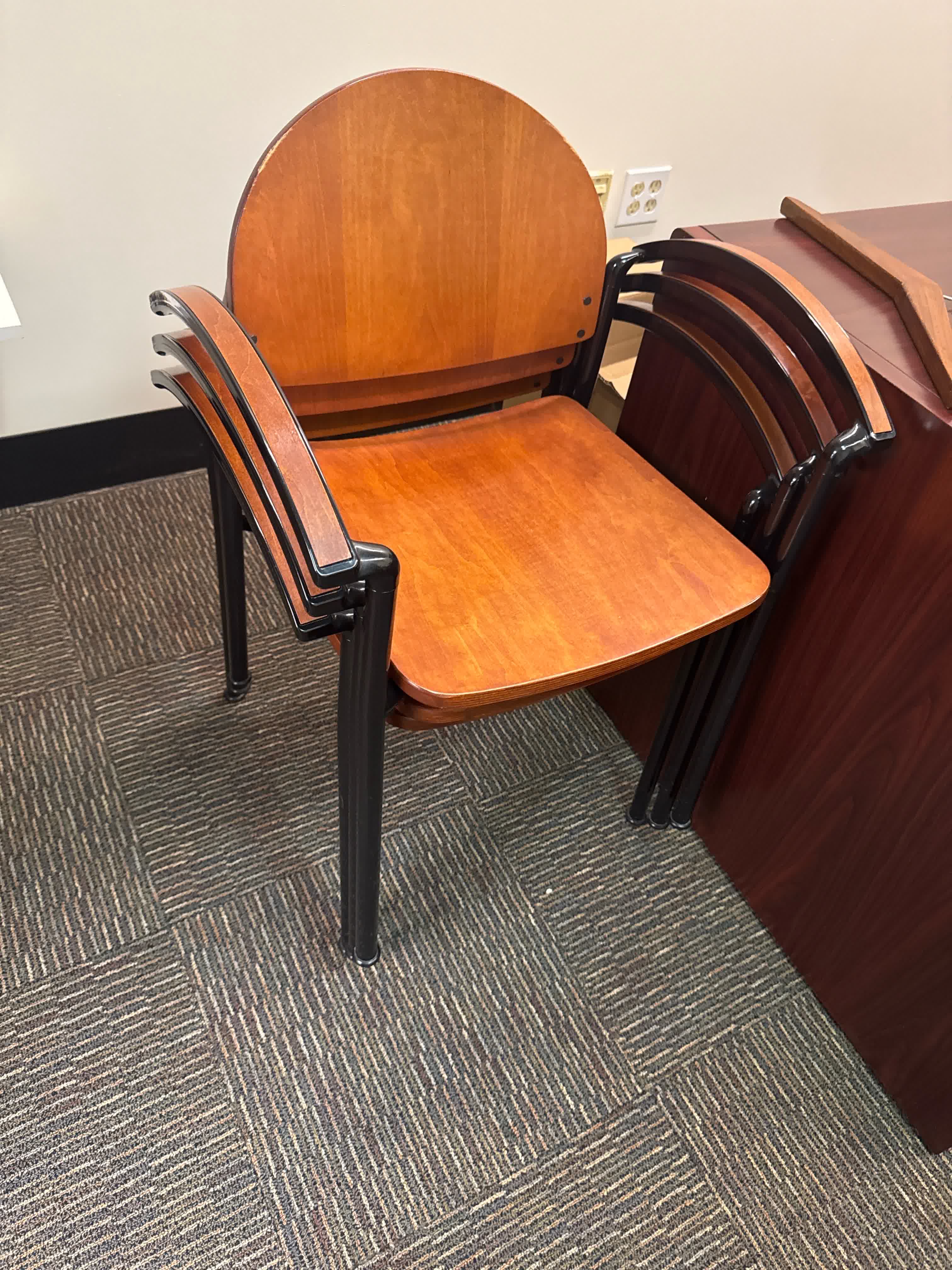 Bolo Chair