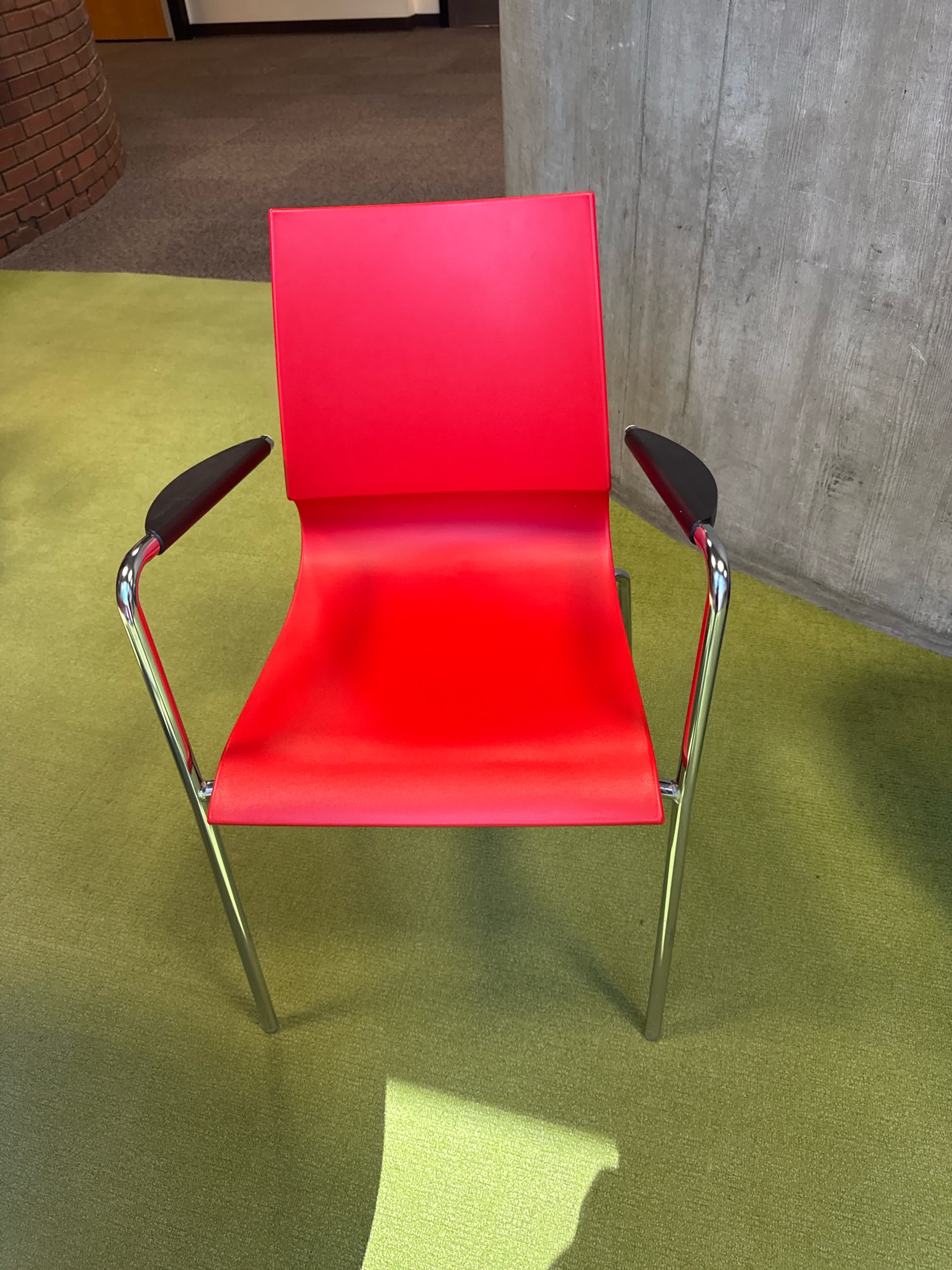 Chair W/ Arms