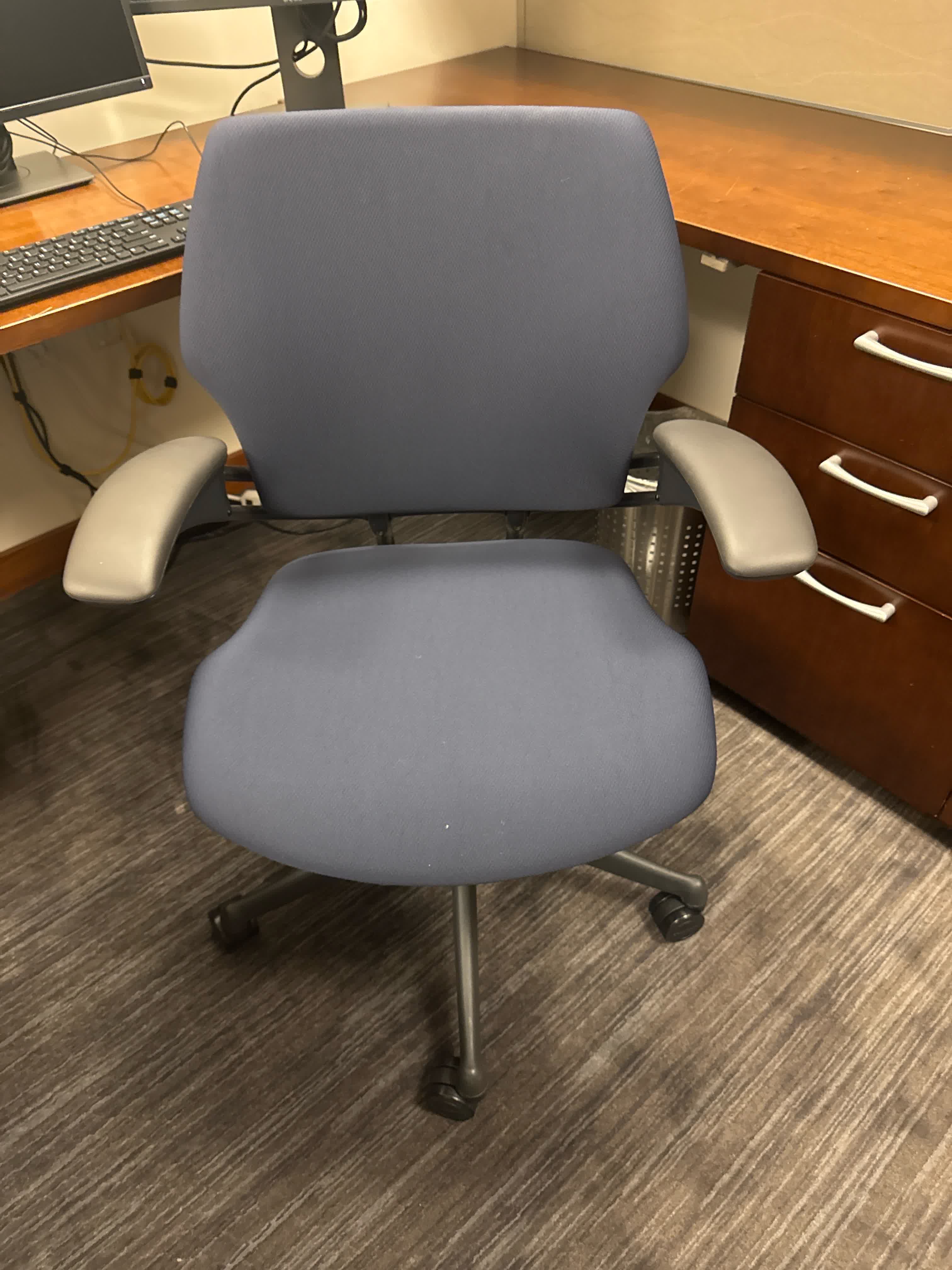 Hs Chair