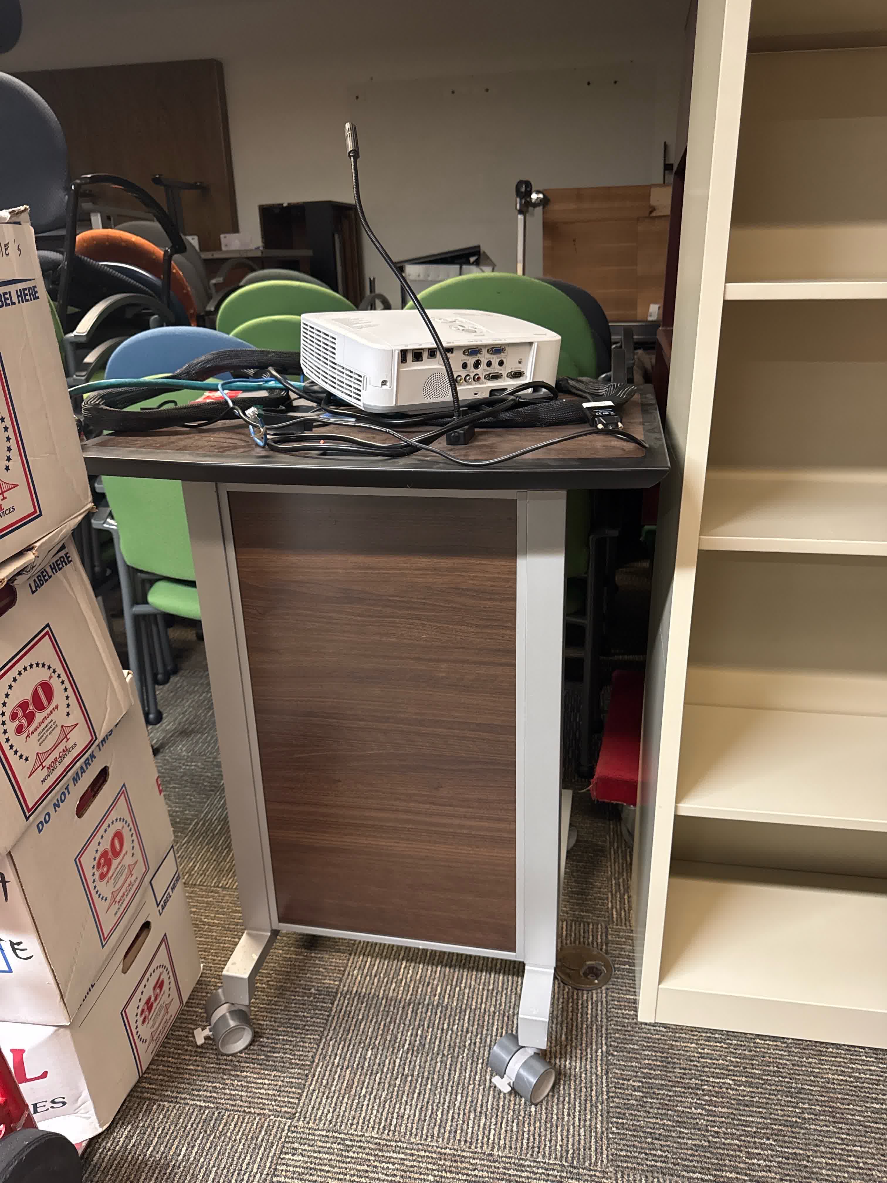 Podium Table W/Wheels
